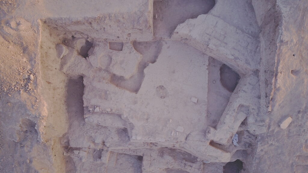 Drone photography of the Parthian building level.